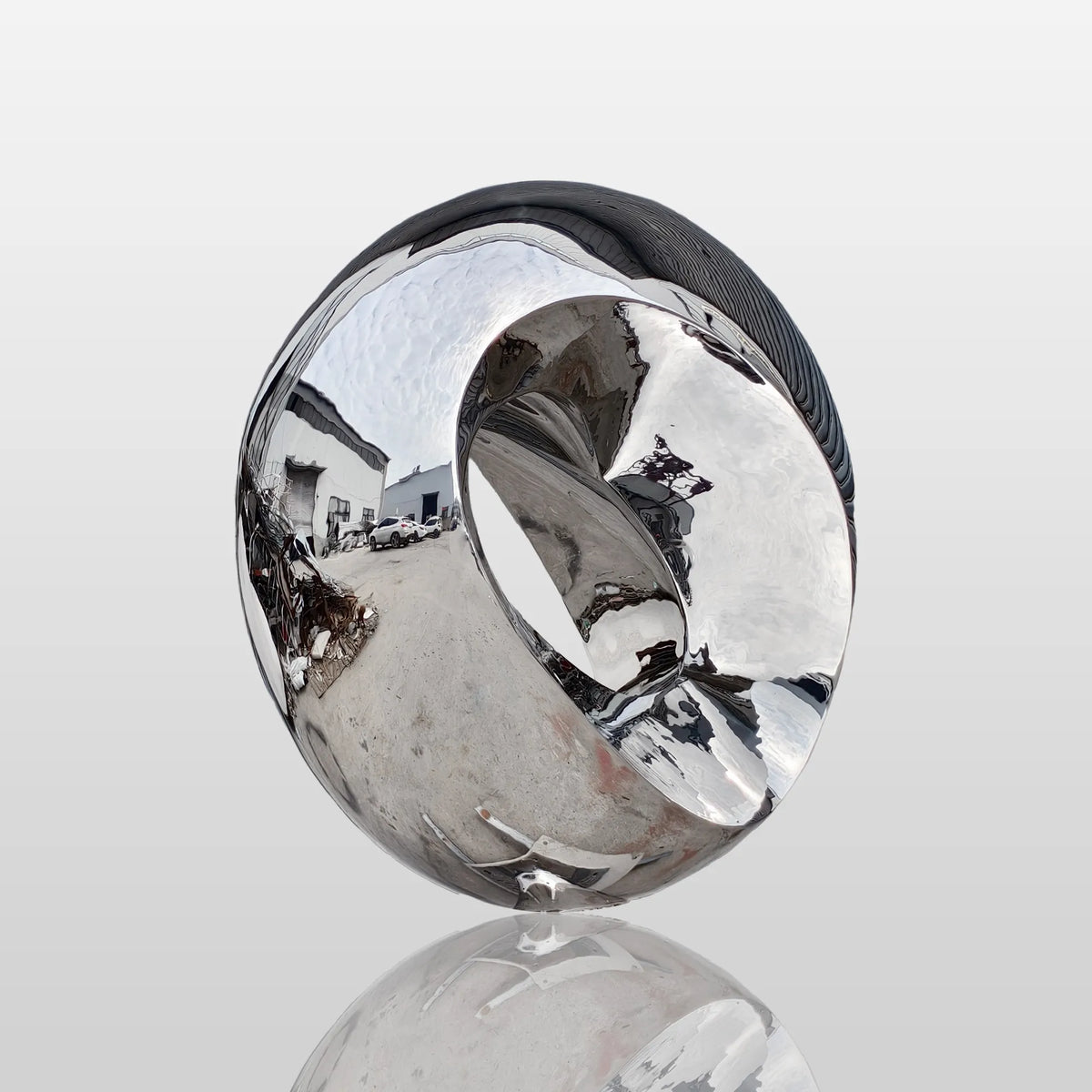 PREMIER Stainless Steel Ring Sculpture with Mirror Polished Finish for Coastal Gardens and Outdoor Spaces PSSS-191